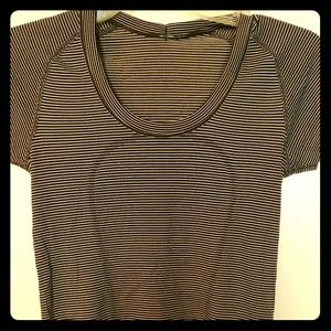 Lululemon swiftly tech short sleeve